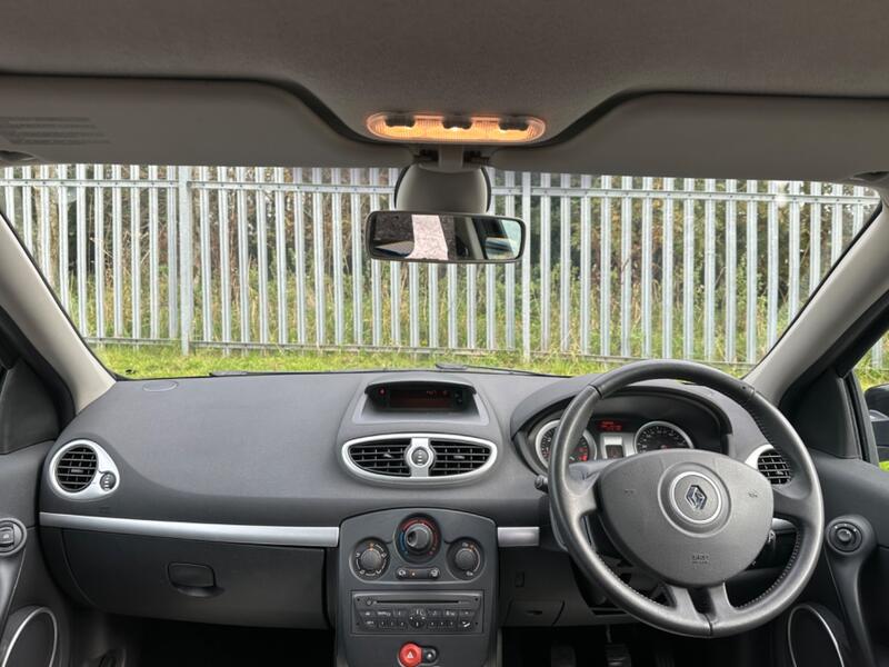 RENAULT CLIO