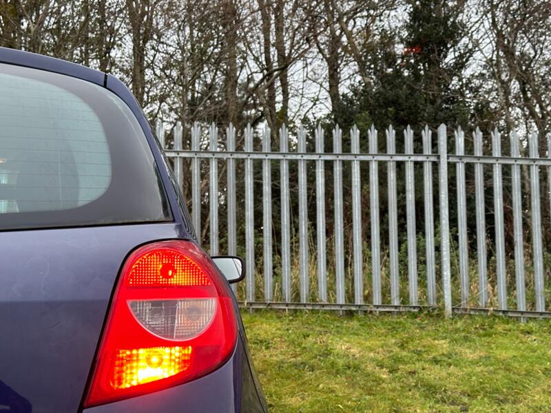RENAULT CLIO