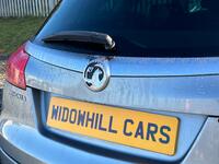 VAUXHALL INSIGNIA