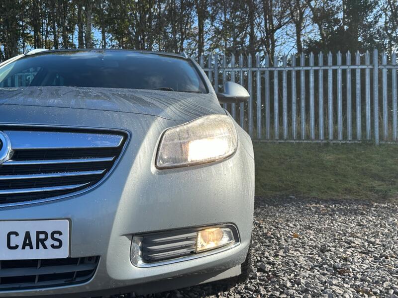 VAUXHALL INSIGNIA