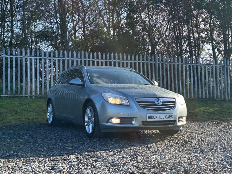 VAUXHALL INSIGNIA