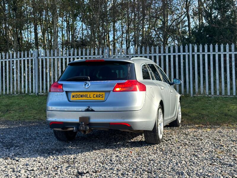 VAUXHALL INSIGNIA