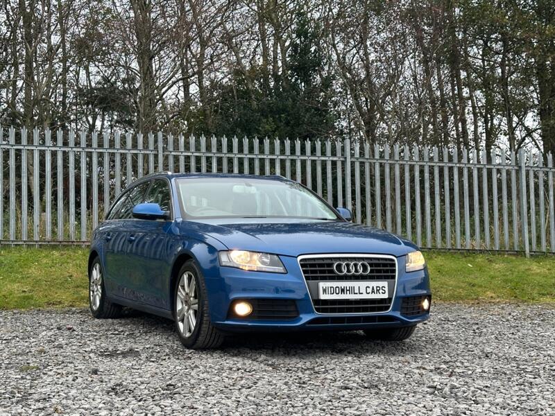 AUDI A4 AVANT