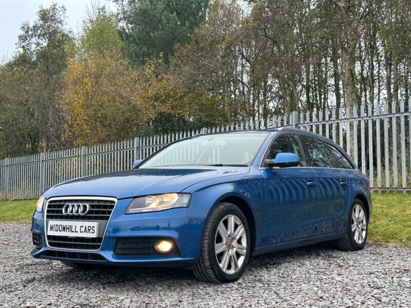AUDI A4 AVANT