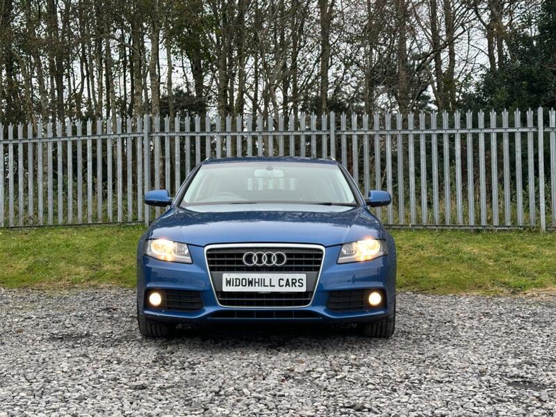 AUDI A4 AVANT
