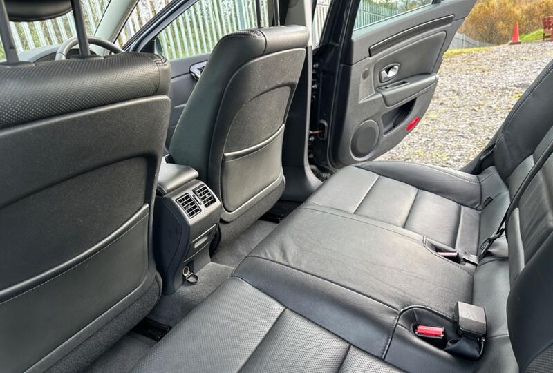RENAULT LAGUNA