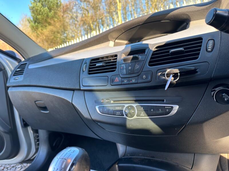 RENAULT LAGUNA