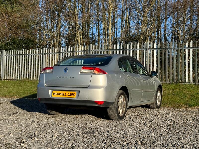 RENAULT LAGUNA