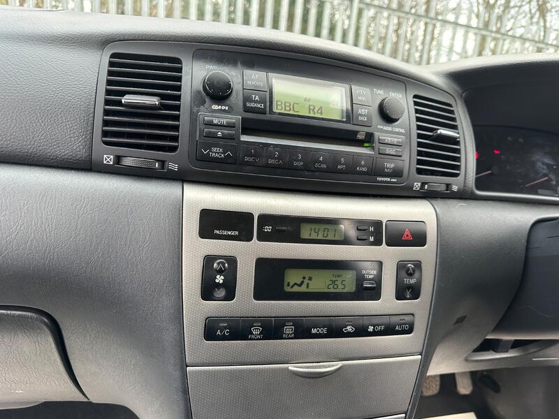 TOYOTA COROLLA
