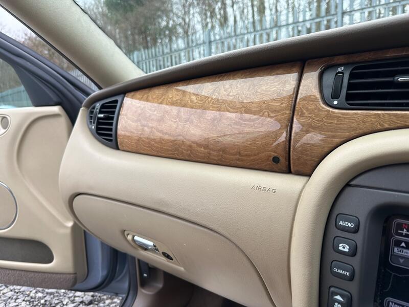 JAGUAR X-TYPE