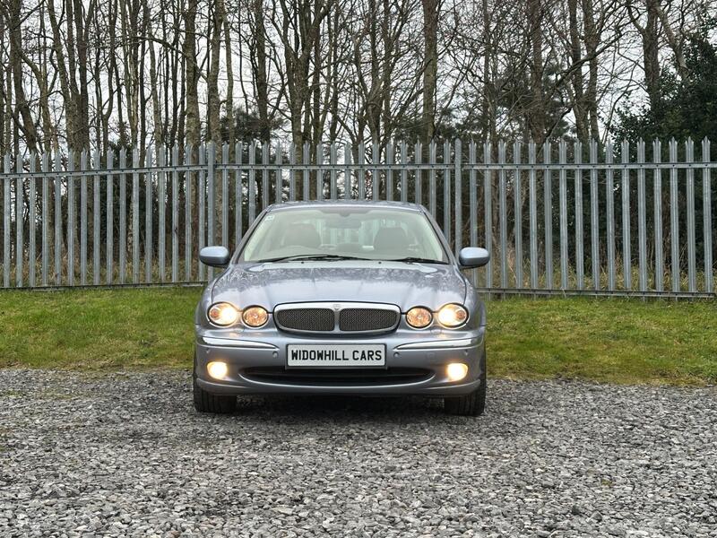 JAGUAR X-TYPE