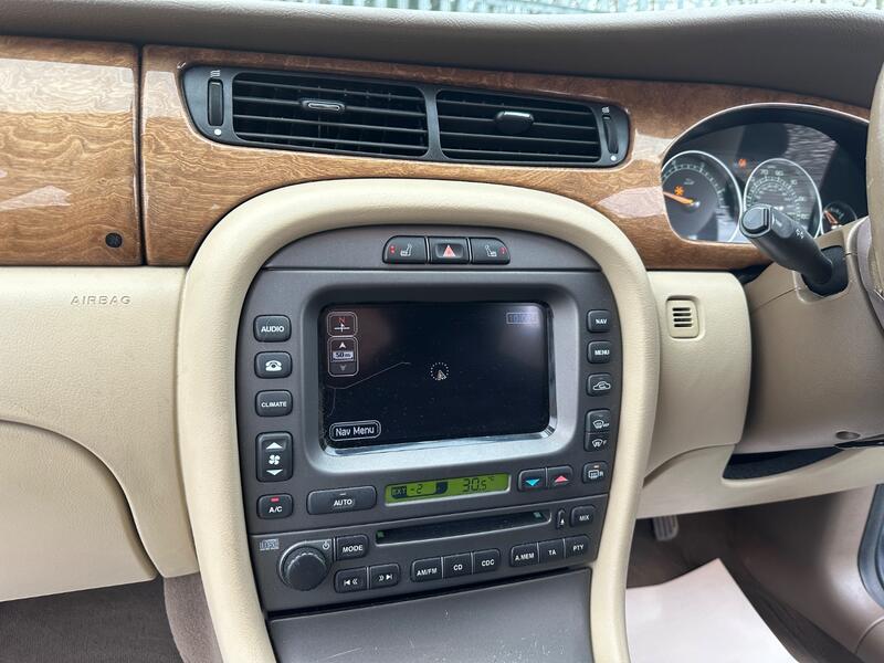 JAGUAR X-TYPE