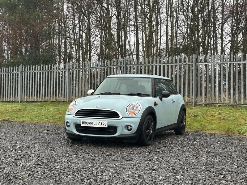 MINI HATCH