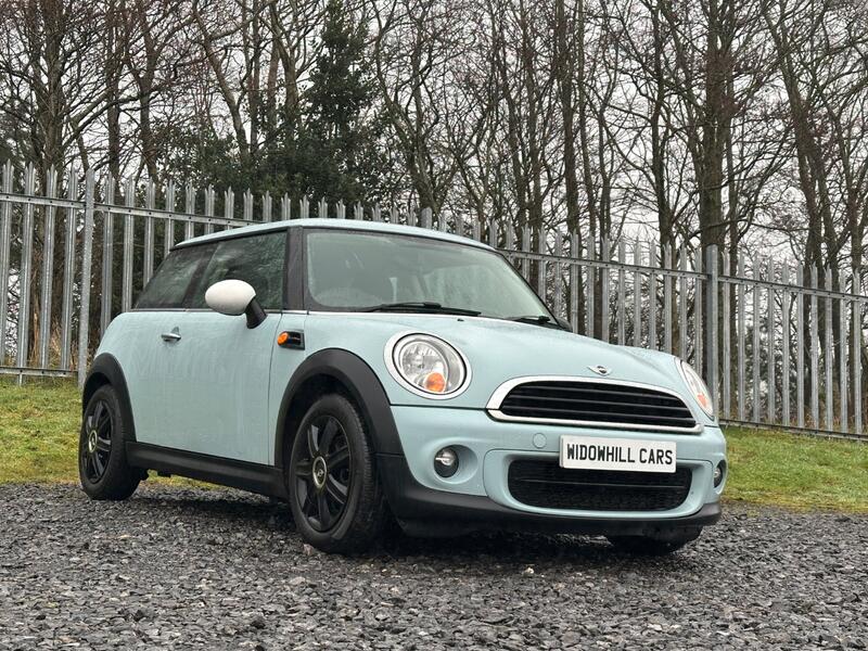 MINI HATCH