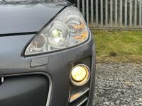 PEUGEOT 4007