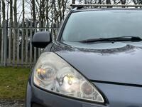 PEUGEOT 4007