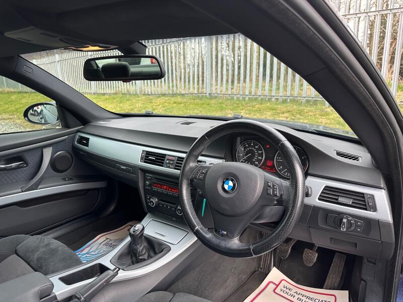 BMW 3 SERIES