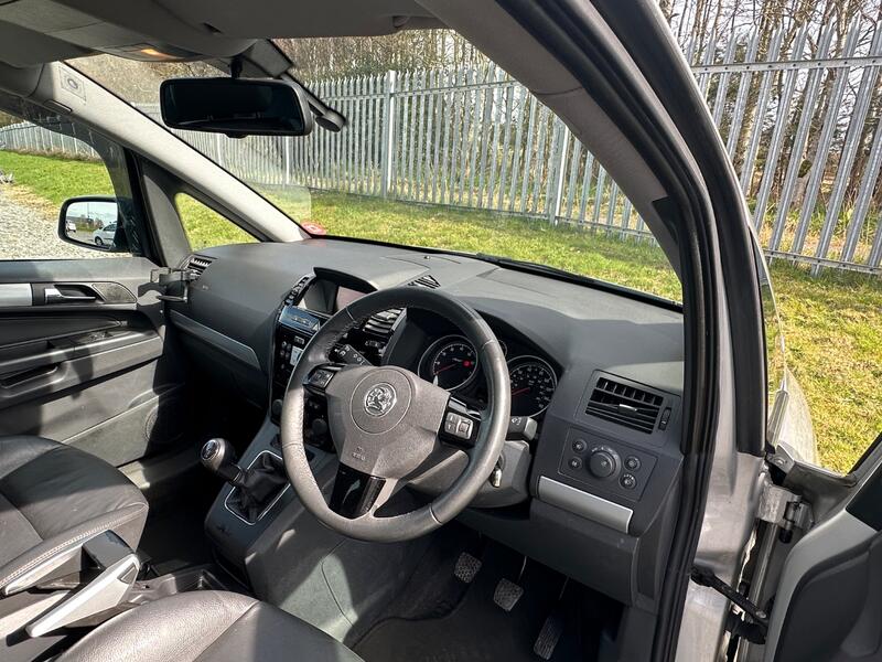 VAUXHALL ZAFIRA