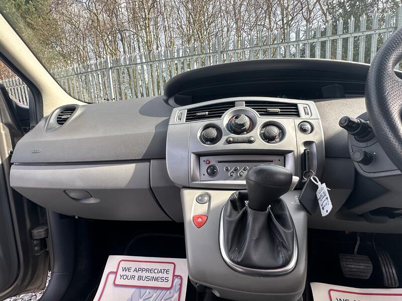 RENAULT SCENIC