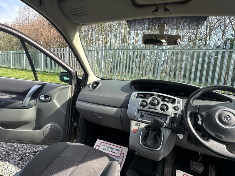 RENAULT SCENIC