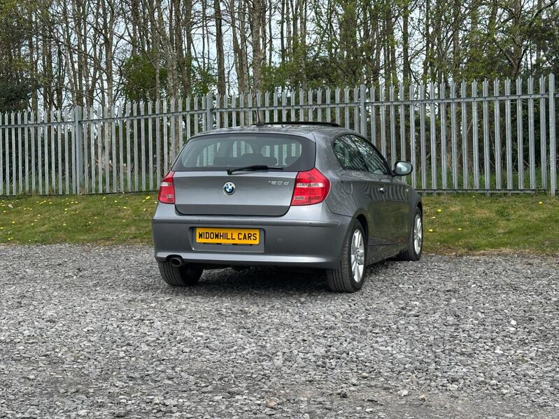 BMW 1 SERIES