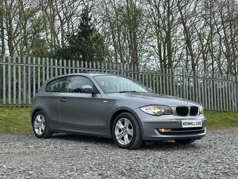 BMW 1 SERIES