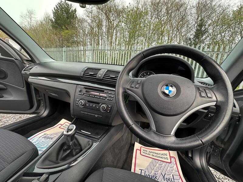BMW 1 SERIES