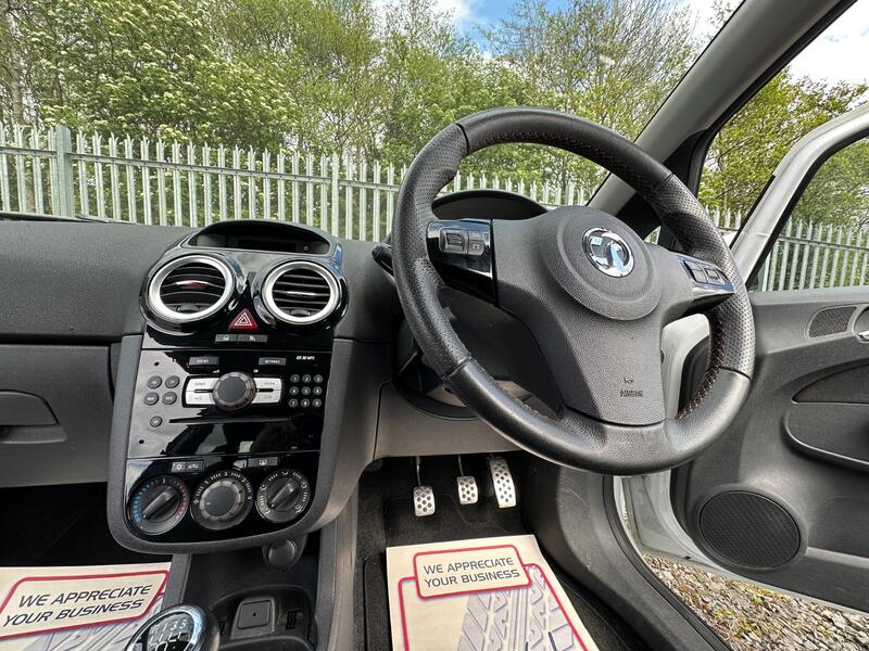 VAUXHALL CORSA