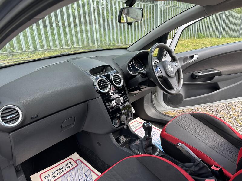 VAUXHALL CORSA