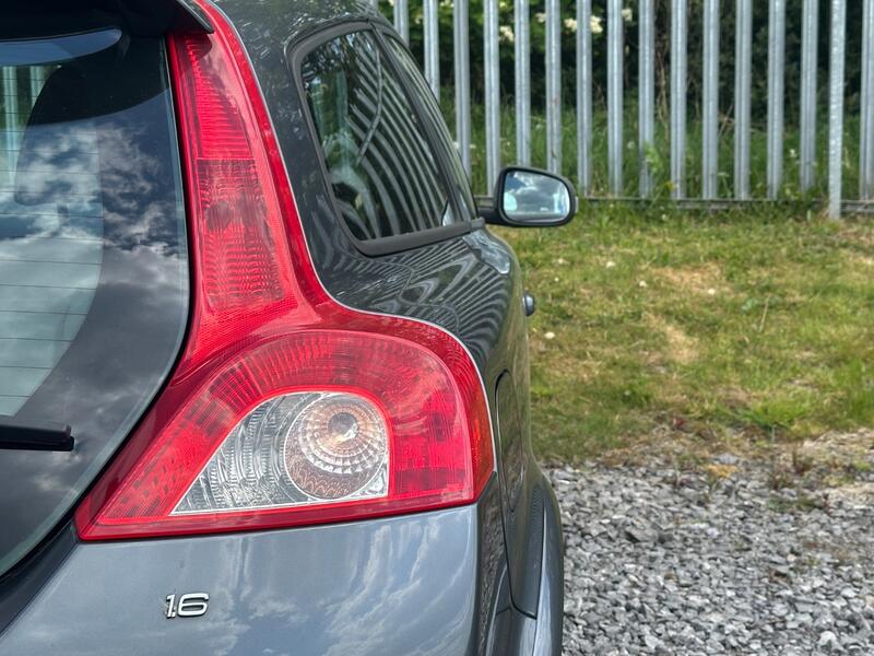 VOLVO C30